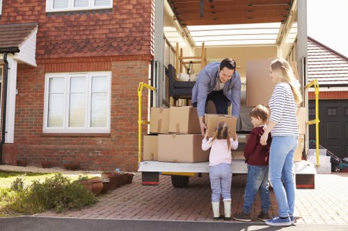 Commercial moving trucks in Dulwich
